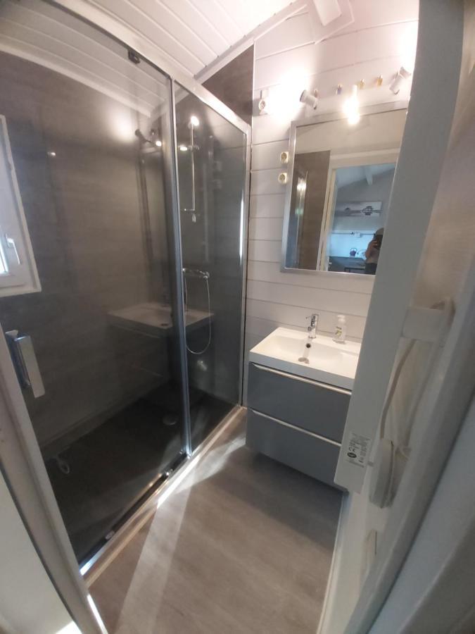 Villa Chalet T3/clim/wifi/pkg/terrasse/15 min plages à La Teste-de-Buch Extérieur photo
